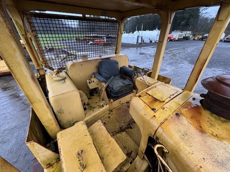 caterpillar-d7-image-23