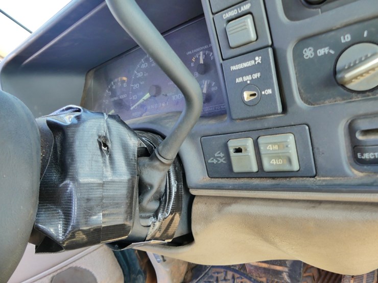 1996-chevrolet-1500-image-13