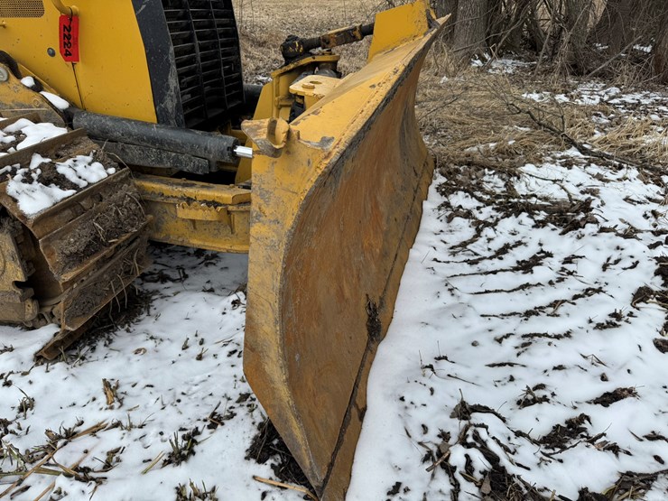 caterpillar-d4k-xl-image-25