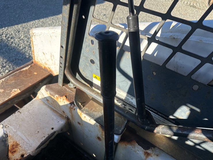 bobcat-742b-image-41