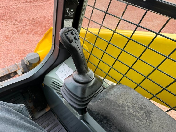 2019-wacker-neuson-sw28-image-36