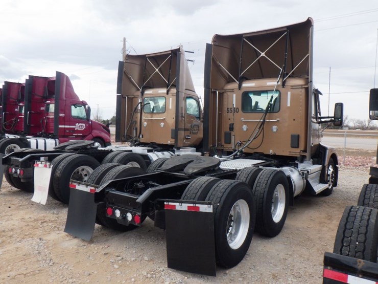 2023-kenworth-t680-image-7