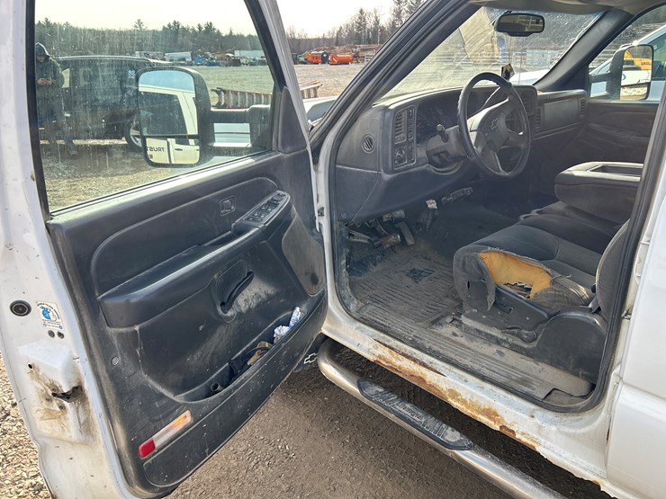 2006-chevrolet-2500-image-46