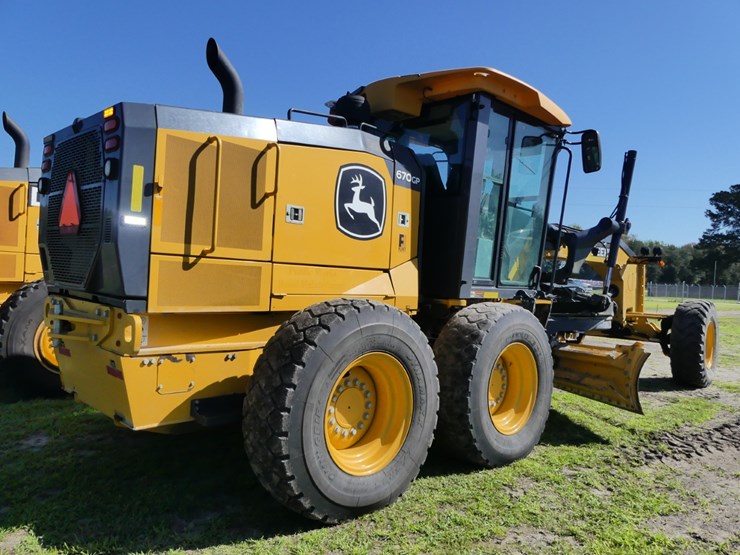 2020-deere-670gp-image-4
