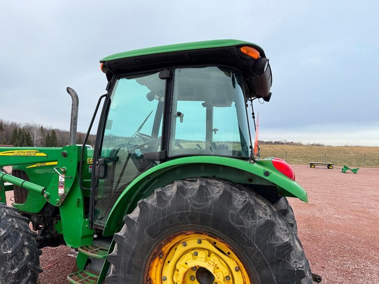 john-deere-5425-image-25