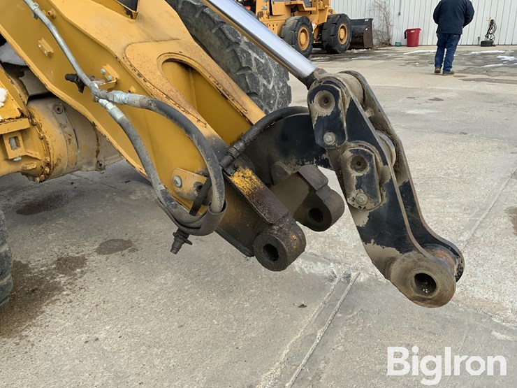 2006-caterpillar-930g-image-12