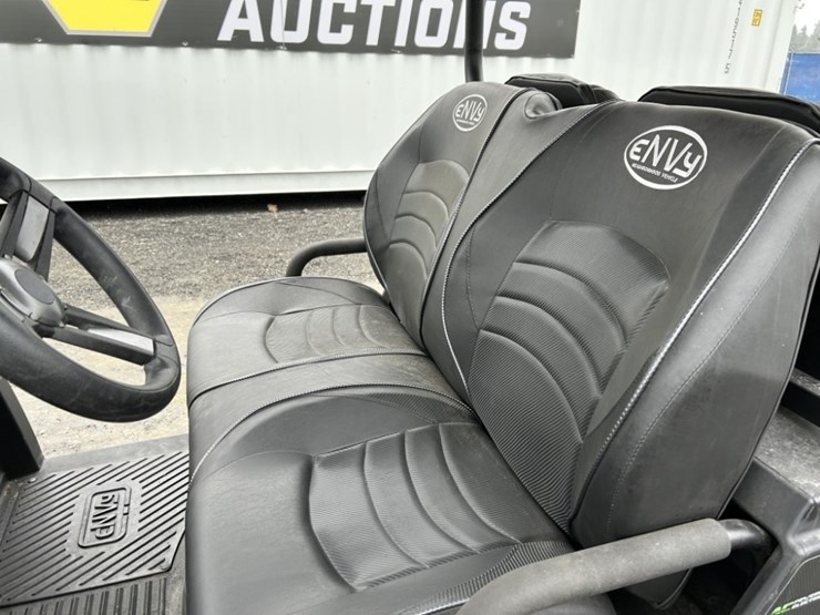2024-envy-nv4-electric-golf-cart-image-16