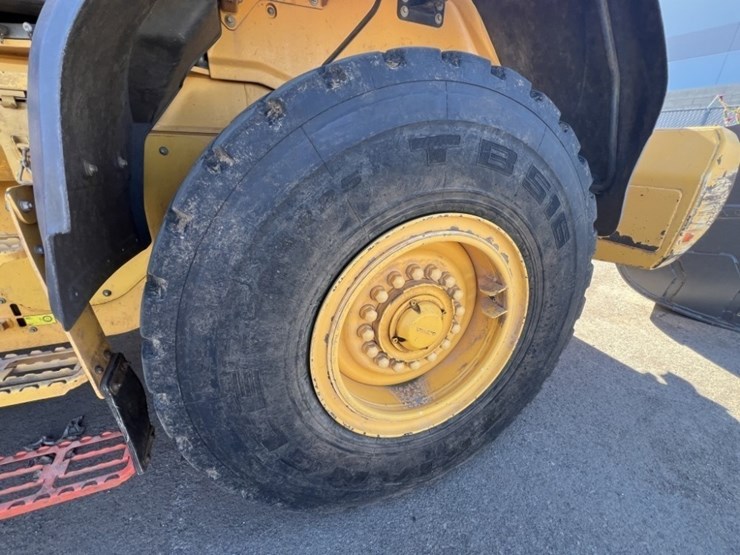 2020-volvo-l70h-image-10