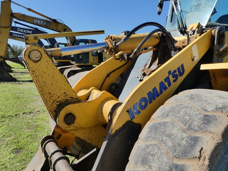 komatsu-wa250-image-7