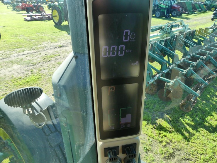 john-deere-8370r-image-16