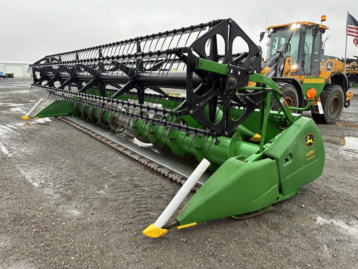 2005-john-deere-625f-image-1