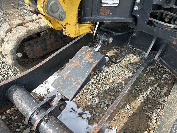 yanmar-vio35-6a-image-30