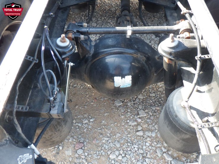 2020-kenworth-t680-image-8