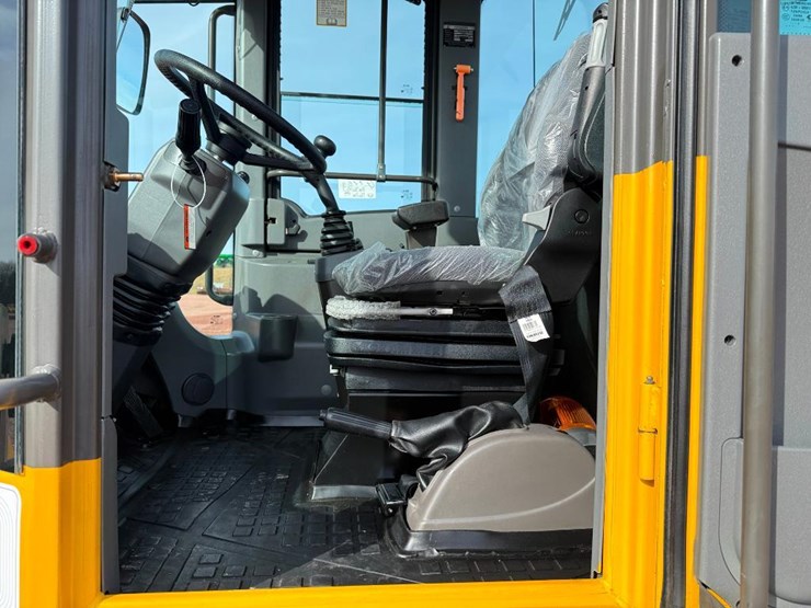 2022-sdlg-l918f-image-47