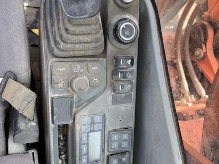 doosan-dx225-lc-3-image-11