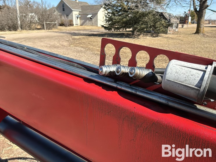 2020-case-ih-dc133-image-15