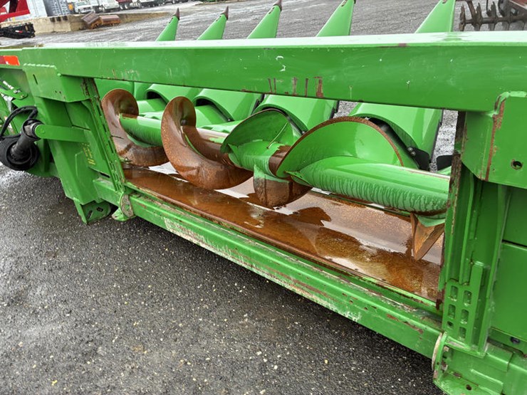 2008-john-deere-608c-image-12