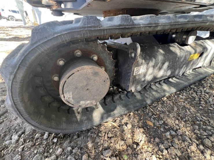 2022-volvo-ecr25d-image-10