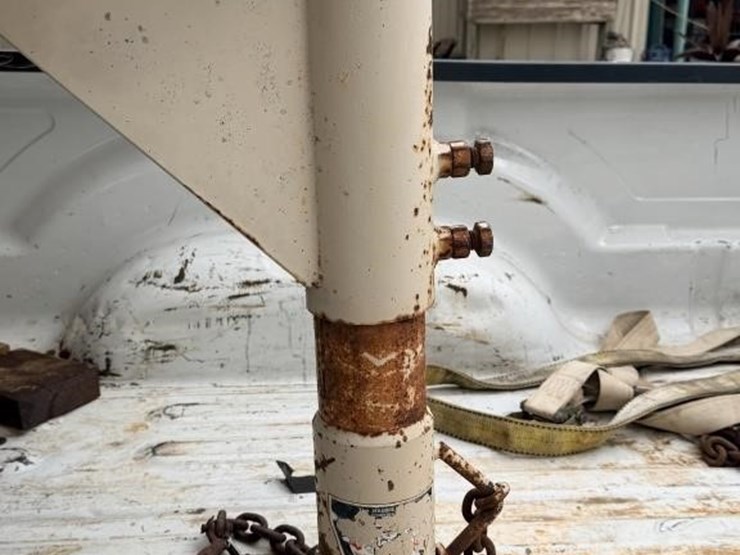 l2---1994-logan-coachman-3-horse-trailer-image-6