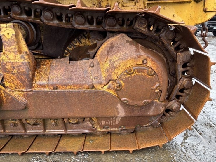 caterpillar-d7-image-10