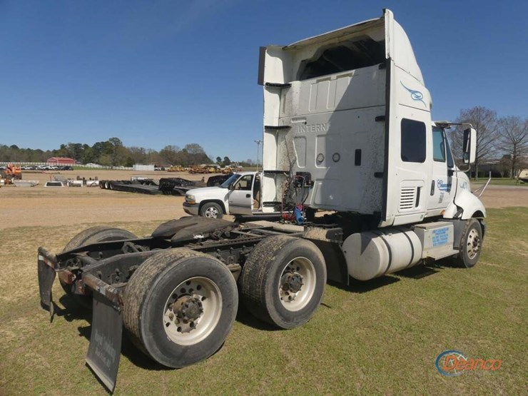 2015-international-prostar-image-2