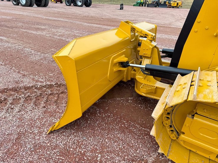 caterpillar-d5k2-lgp-image-36