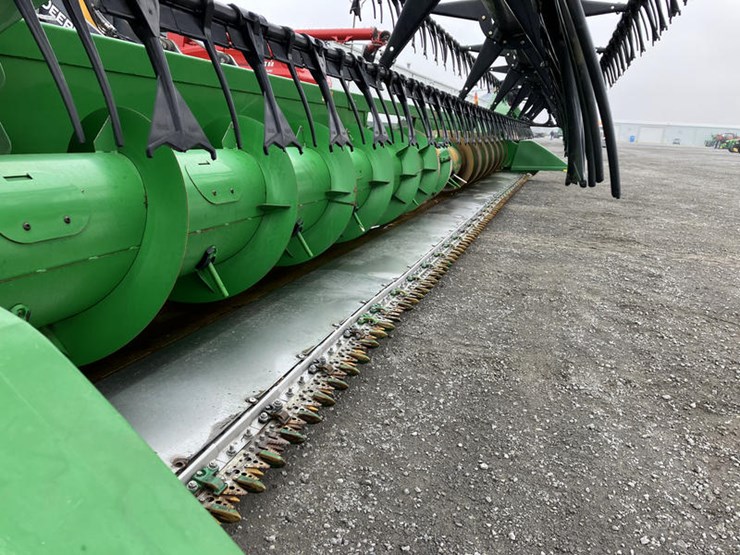 2018-john-deere-635f-image-18