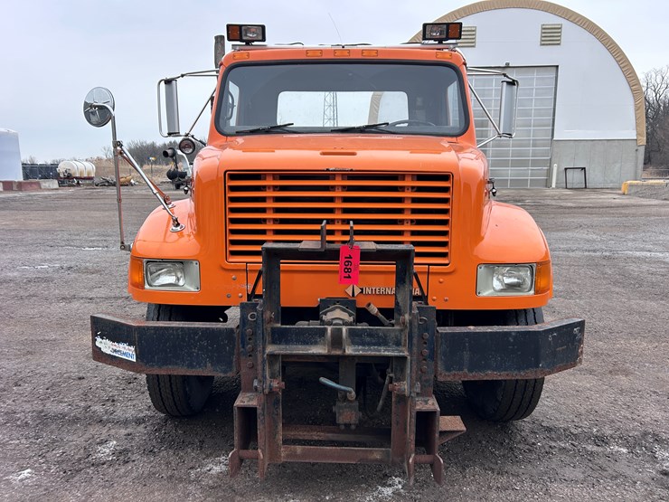 1992-international-4900-image-8