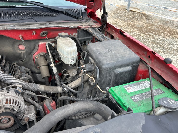 2006-chevrolet-3500-image-39