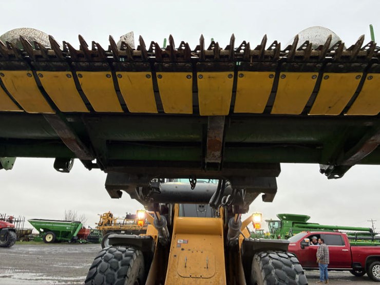 2005-john-deere-625f-image-21