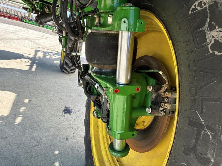 2018-john-deere-r4030-image-50