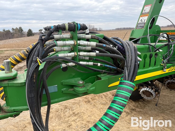 2012-john-deere-1770nt-ccs-image-12