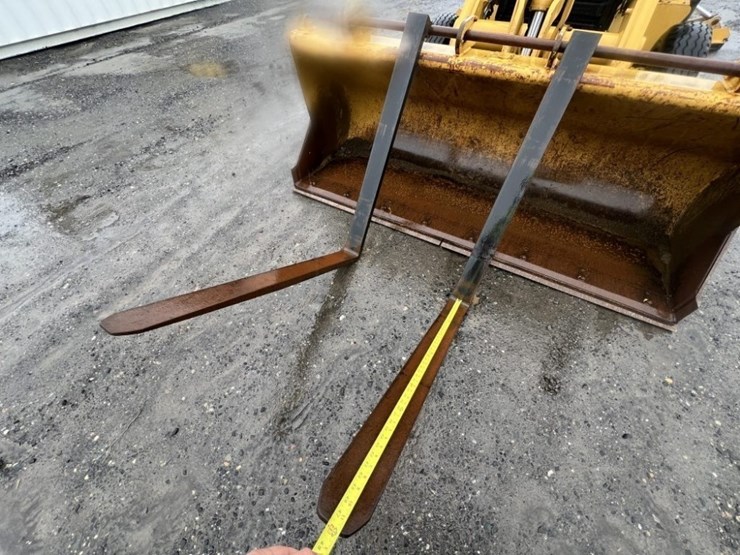 2003-caterpillar-430d-image-10