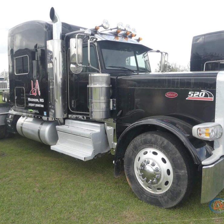 2021 PETERBILT 389