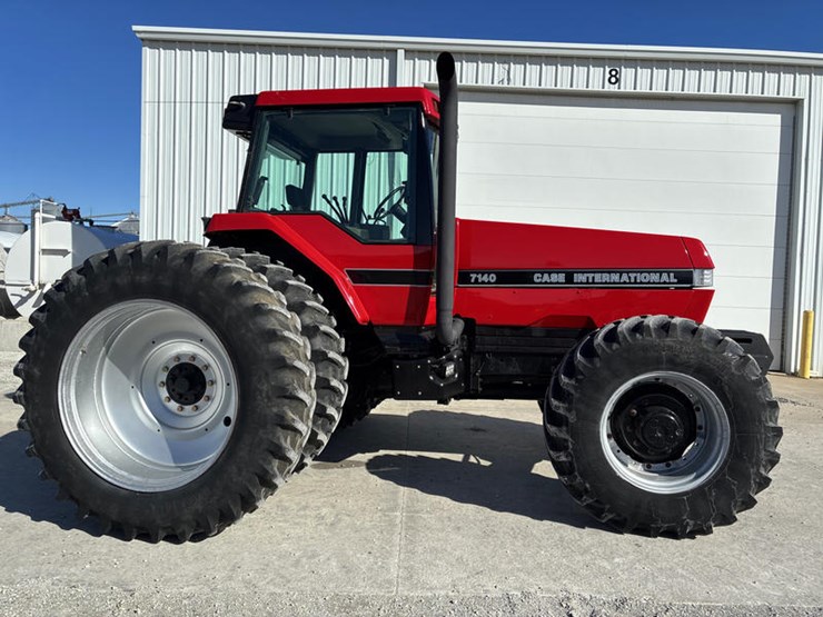1989-case-ih-7140-image-2