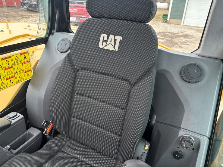 2023-caterpillar-308-image-33