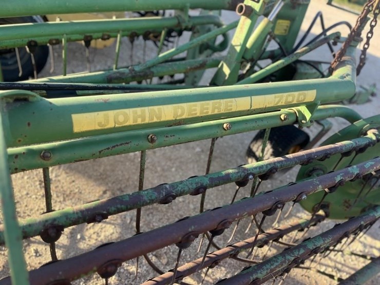 john-deere-700-image-19