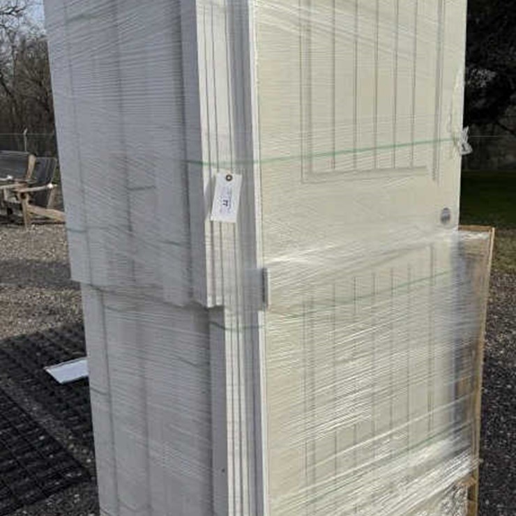 #77 • Interior Door Assortment on Pallet
