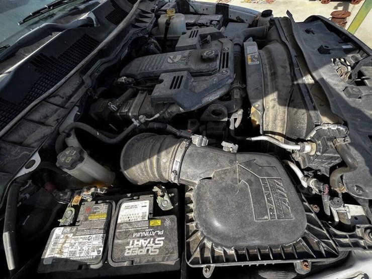 2014-dodge-ram-5500-image-37