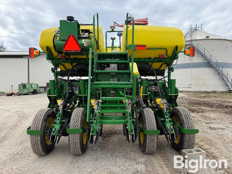 2012-john-deere-1770nt-ccs-image-6