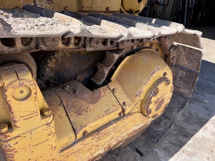 caterpillar-d7-image-48