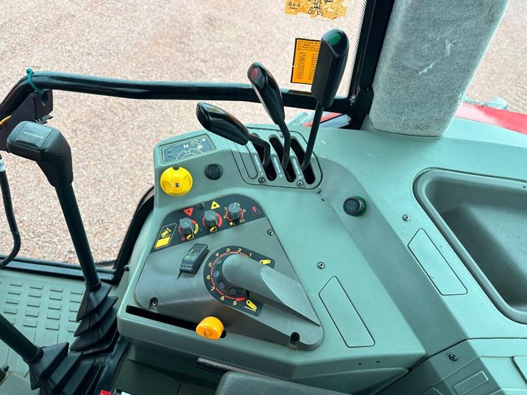 massey-ferguson-8160-image-52