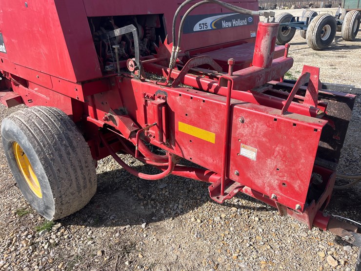 new-holland-575-image-18