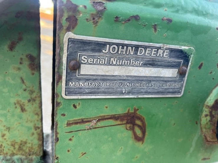john-deere-700-image-21