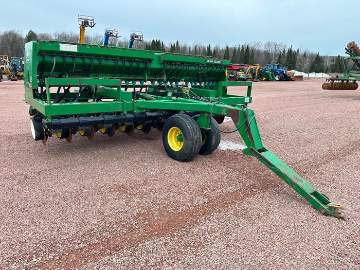 john-deere-750-image-3