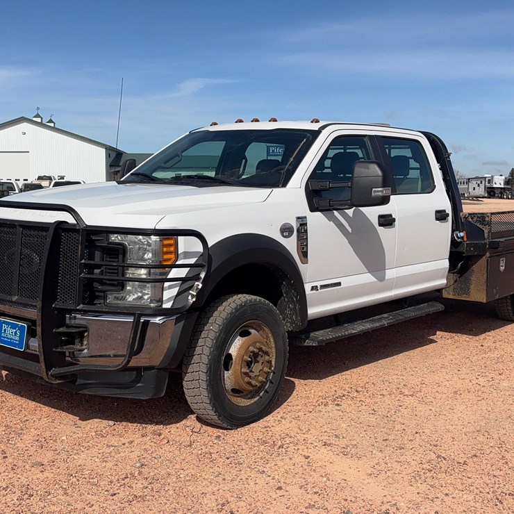 2017 FORD F550