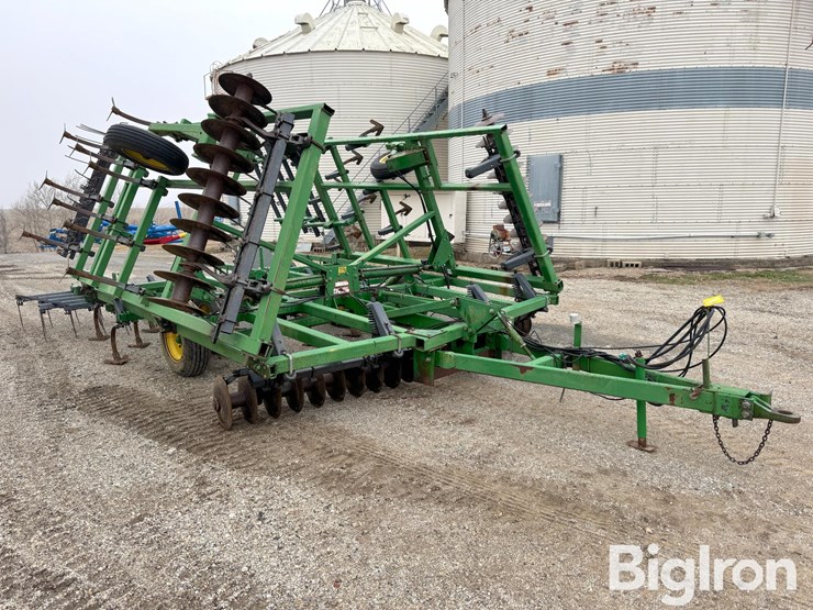 john-deere-724-image-3