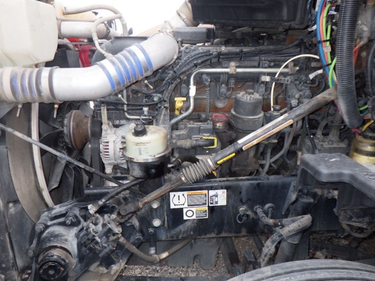 2022-kenworth-t680-image-29