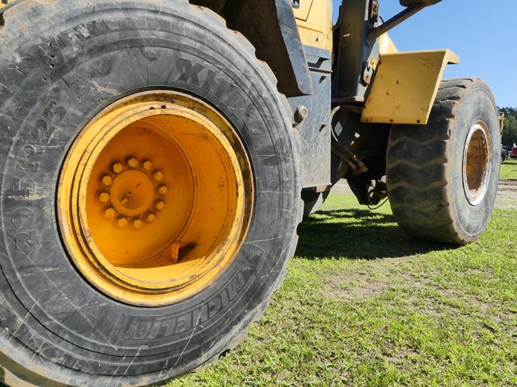 komatsu-wa250-image-5