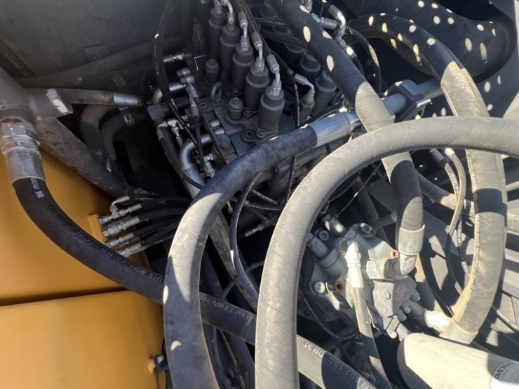 2019-volvo-ec380el-image-27